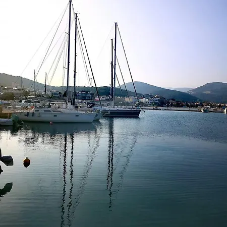 Iraklitsa Apartman